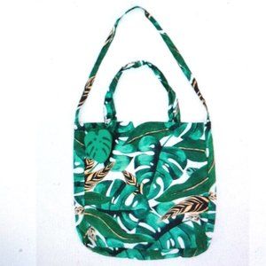 FARM Rio Tropical Leaf Foldable Tote